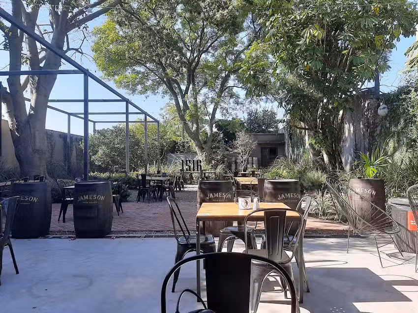 1516 Cervecer&iacute;a Luj&aacute;n