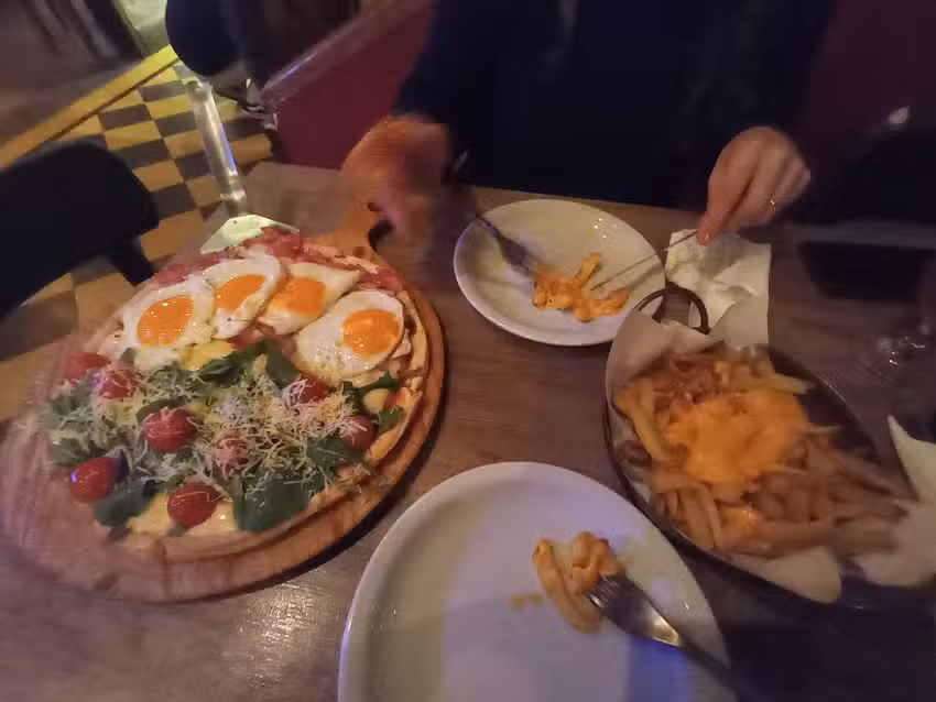 713 Downtown Bar de cervezas Restobar