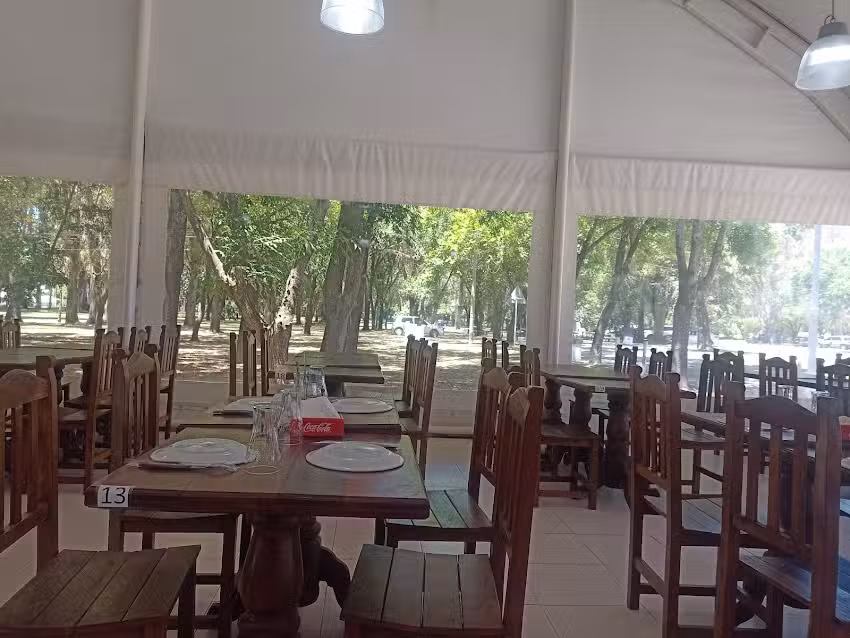 Aca Dolores Parrilla