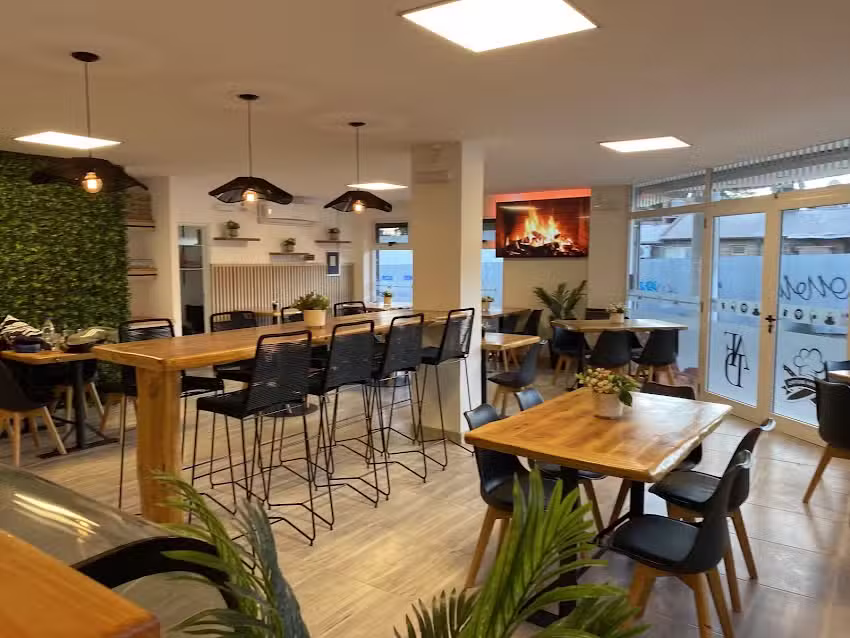 Afd Esquina Bistr&oacute;