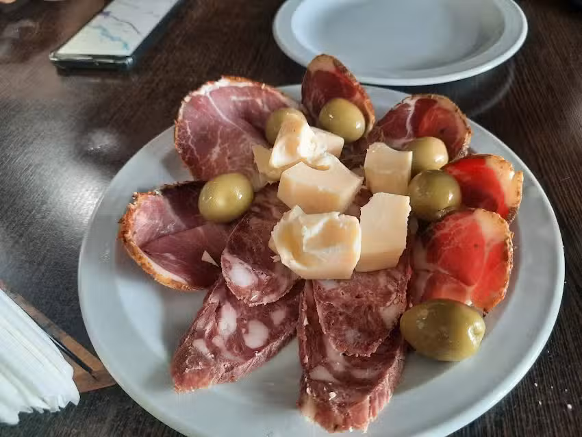 Almac&eacute;n de Campo Restaurante