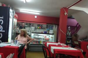 Bodeg&oacute;n Bicho Lo de Tato