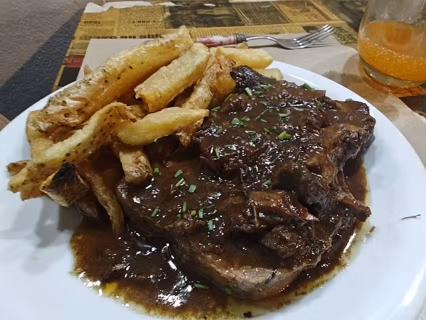 Bodeg&oacute;n Tolosa