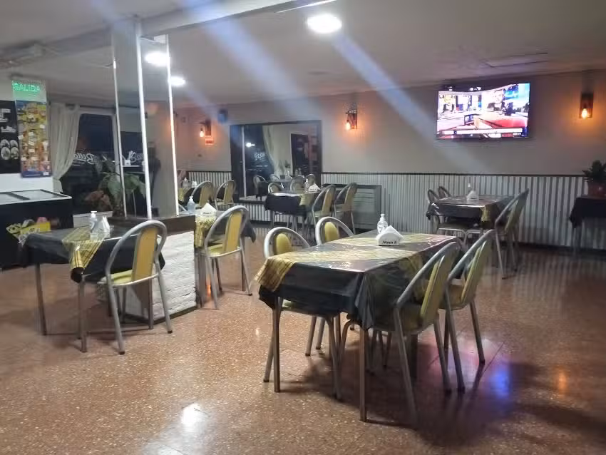 Bola Ocho RestoBar Helader&iacute;a