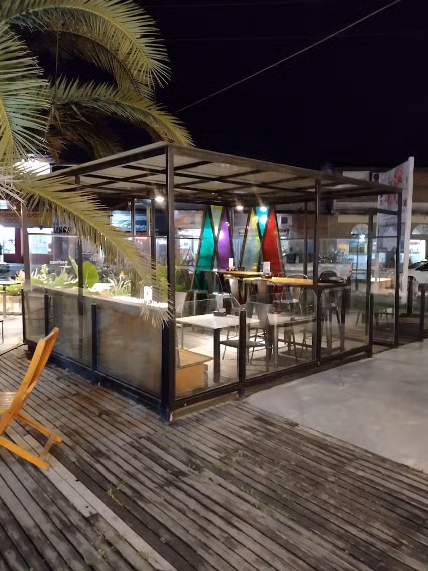 Caf&eacute; Mart&iacute;nez