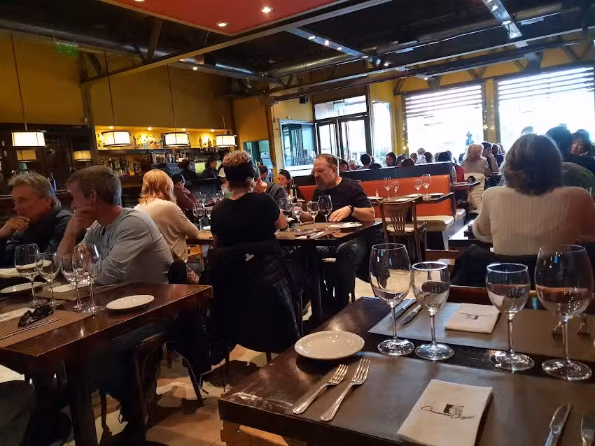 Casimiro Bigu&aacute; Restaurante El Calafate