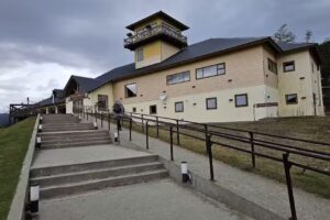 Centro de visitantes Alakush