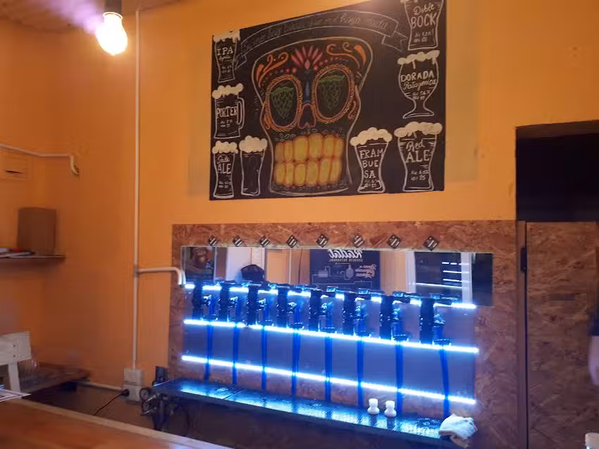 Cerveceria Radal Beer Shop