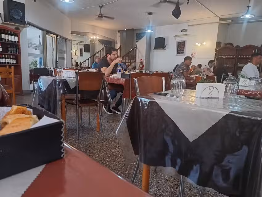 Club Rep&uacute;blica De Caseros