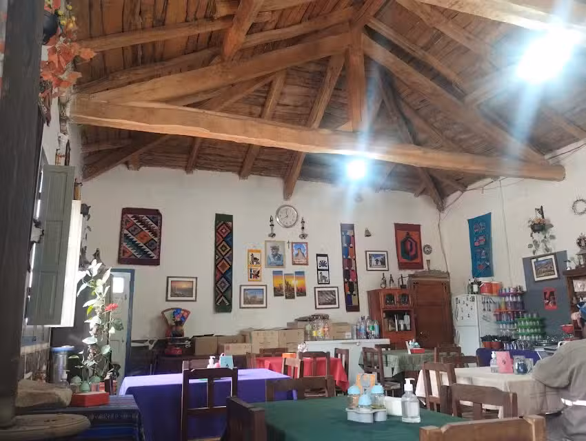 Comedor Do&ntilde;a Vega