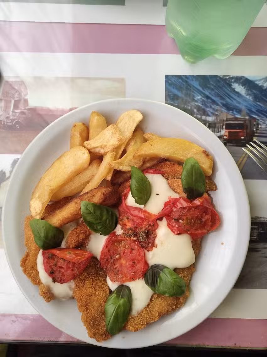 Comedor Roberto Su Casa Amiga