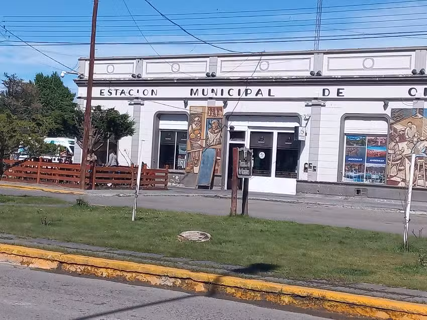 Confiter&iacute;a La Terminal