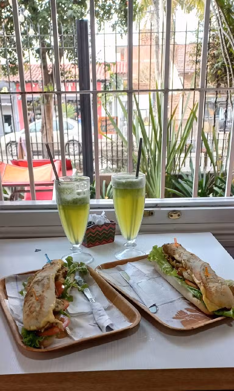 D&aacute;vida Caf&eacute;