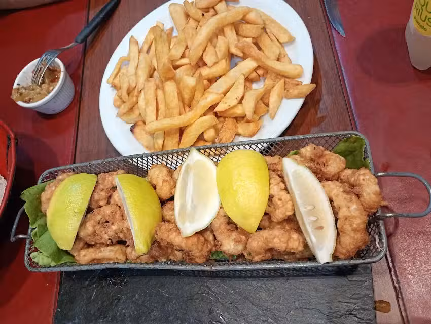 Domenica Pizza y Caf&eacute;