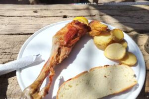 Don Checho Parrilla Cabrito Chivito y empanadas al horno de barro y al asador