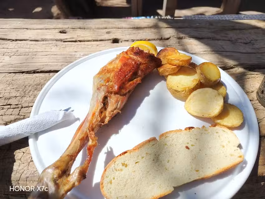 Don Checho Parrilla Cabrito Chivito y empanadas al horno de barro y al asador