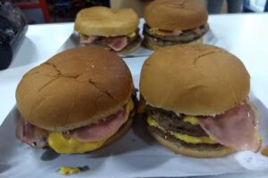 Do&ntilde;a Estrella Casa de Comidas