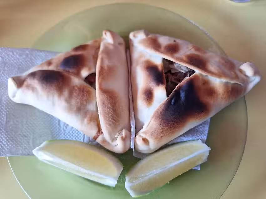 Do&ntilde;a Maria empanadas