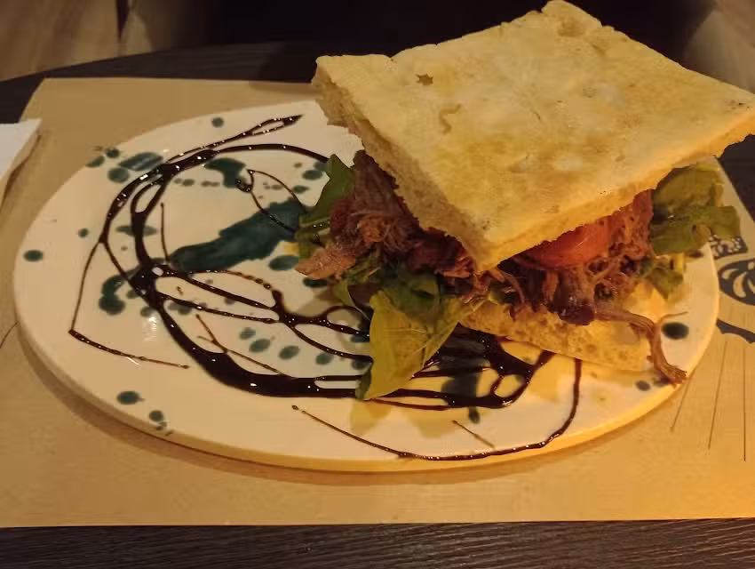 Dorado Caf&eacute; Rest&oacute;