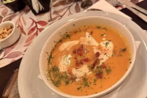 Dos Gardenias Social Club