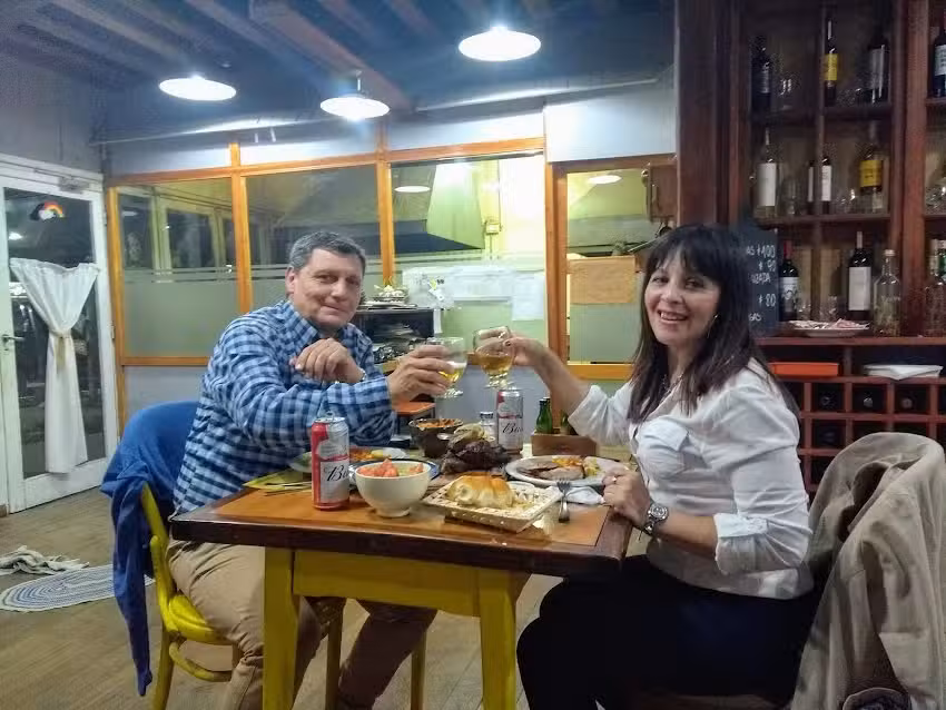 El Silencio Parrilla y Bodegon Rural