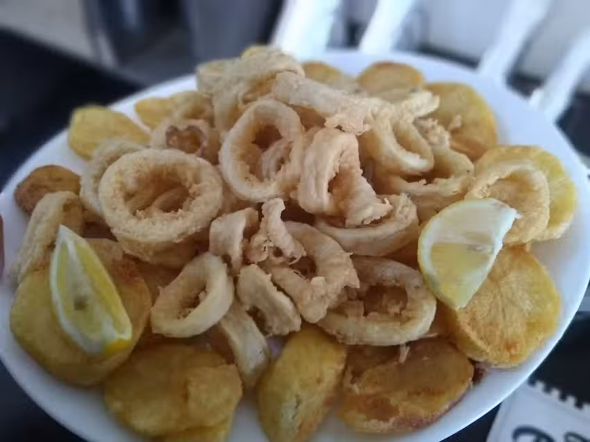 Esquina Pompeya Restaurant Bar