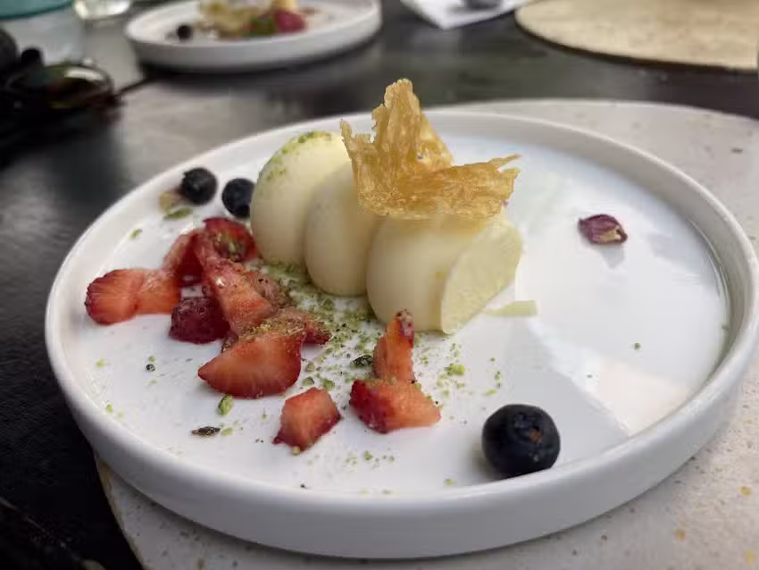 Finca food and wine experience