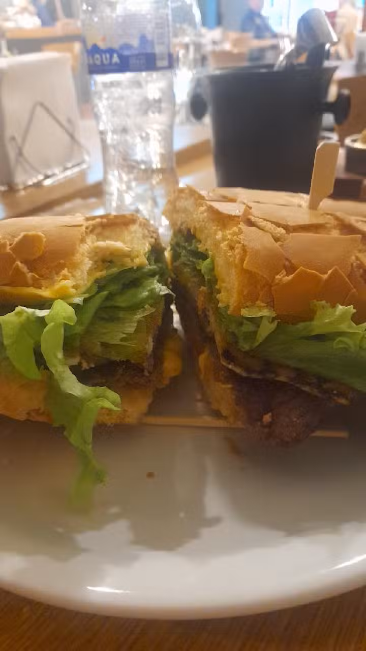 Gandhi Caf&eacute; Bar Rest&oacute;