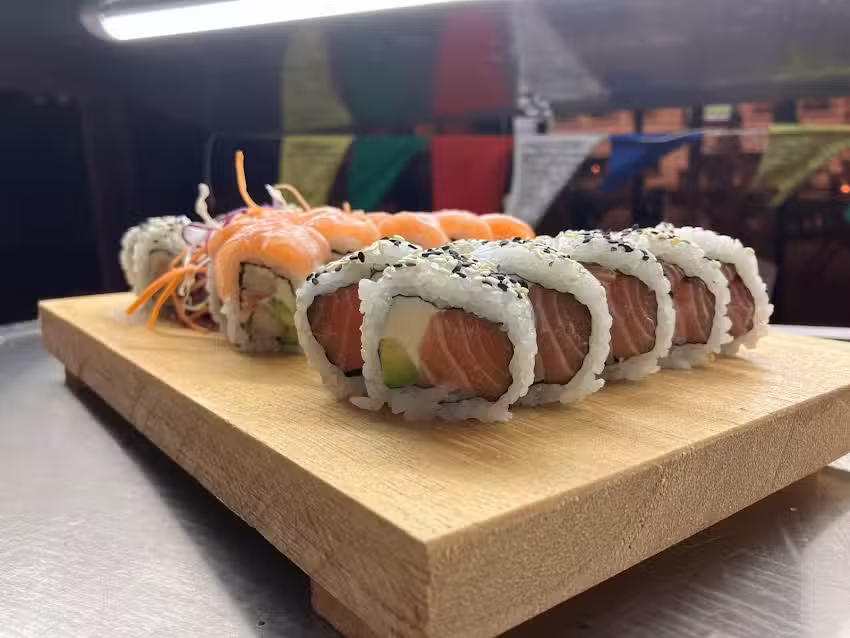 Gato blanco Sushi
