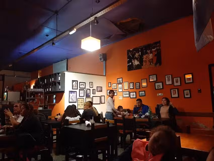 Giuseppe Tropea pizza y rest&oacute;