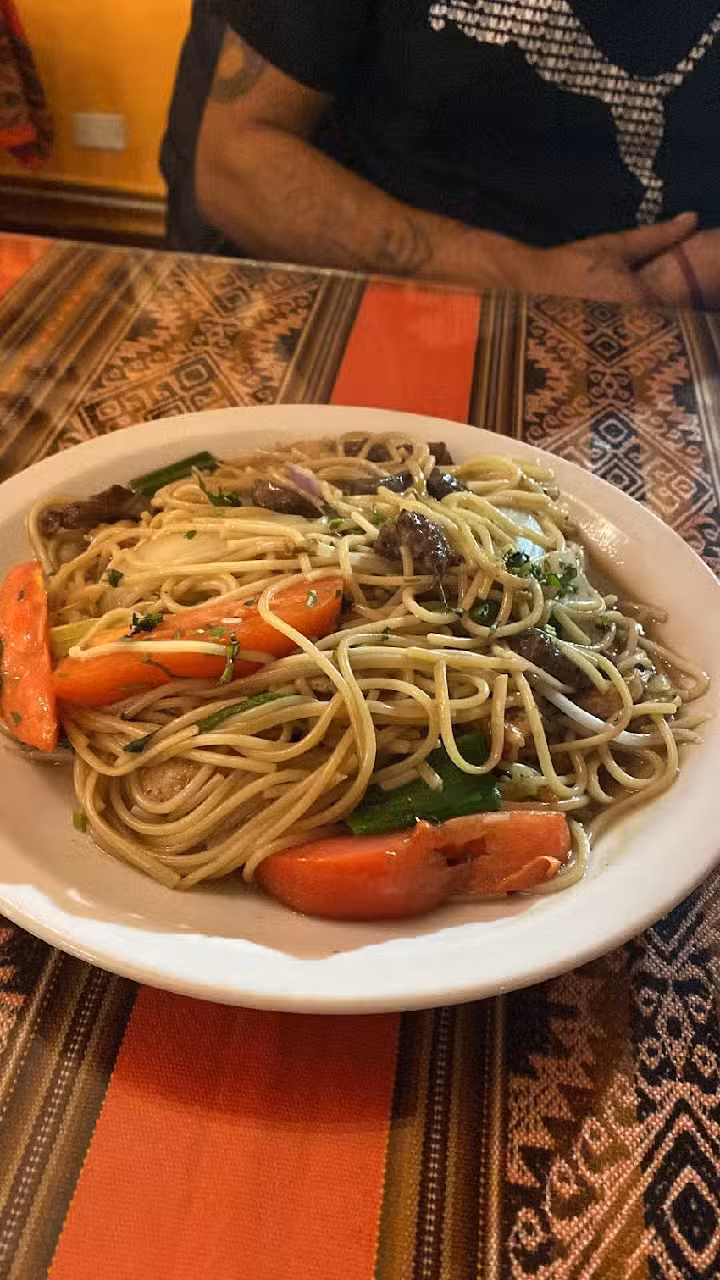 Gusto Comida Peruana