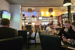 Hans Bar Rest&oacute;