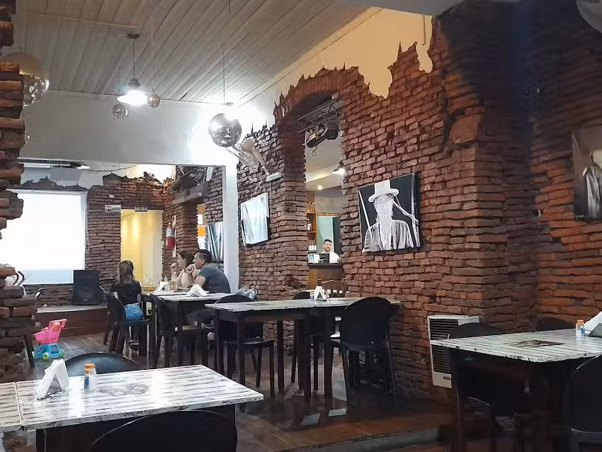 Isidro Parrilla Libre