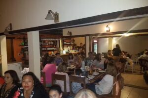 Kar&uacute; Rest&oacute; Bar