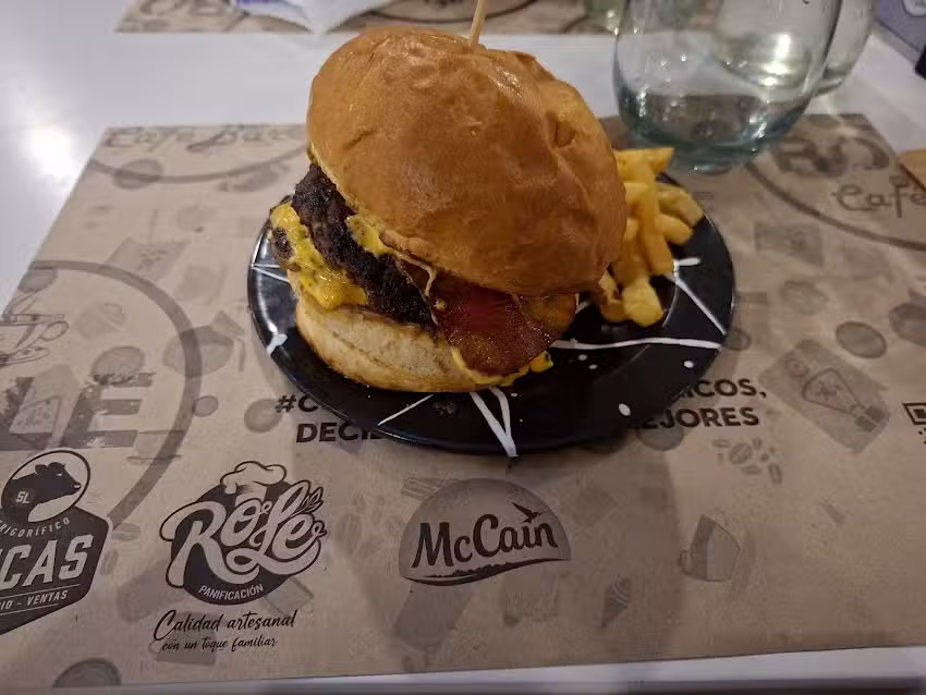 Ke Hamburguesas Role