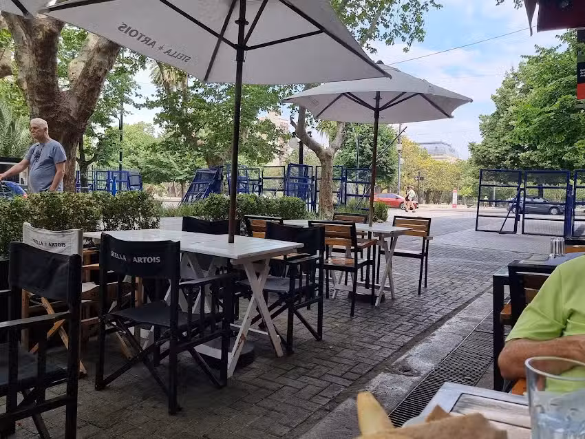 La Cabrera Al Paso Baxar Mercado