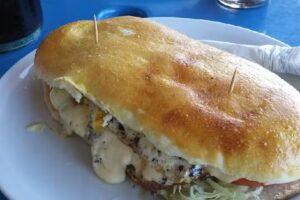 La Casa De Elena Comidas Caseras