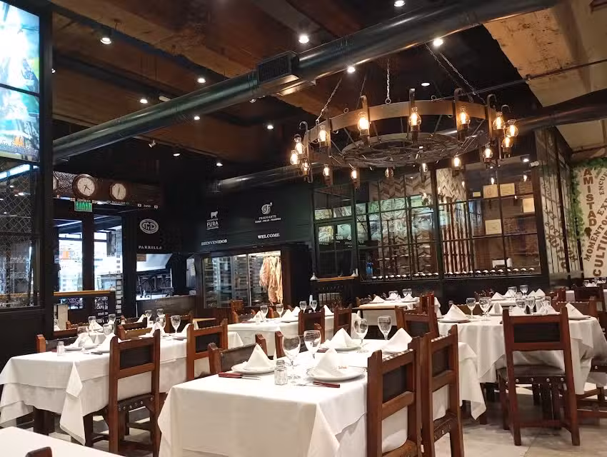 La Estancia Asador Criollo