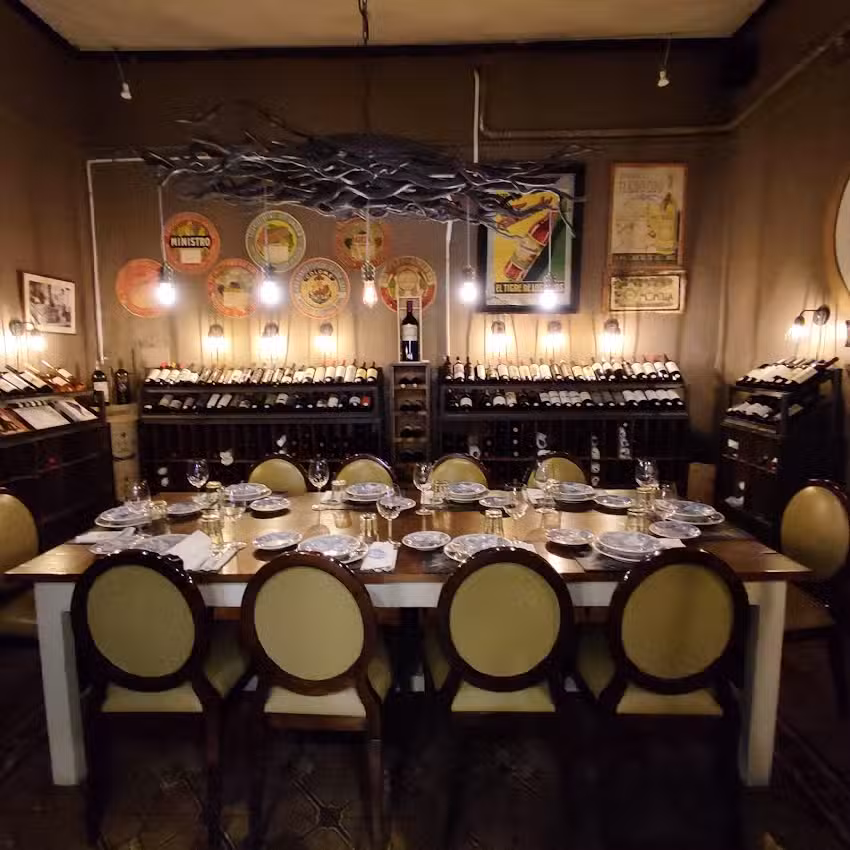 La Gloria Cantina Cool