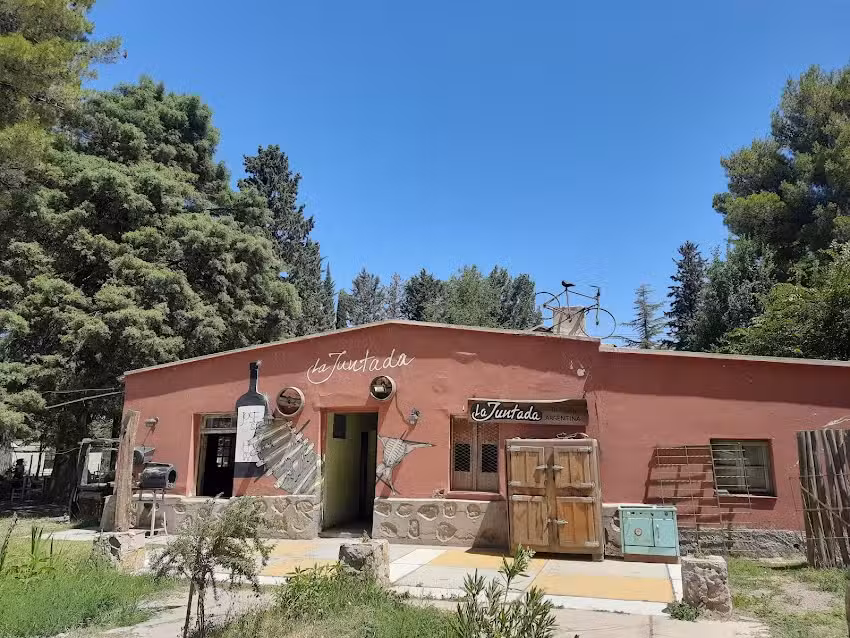 La Juntada Pulperia Argentina