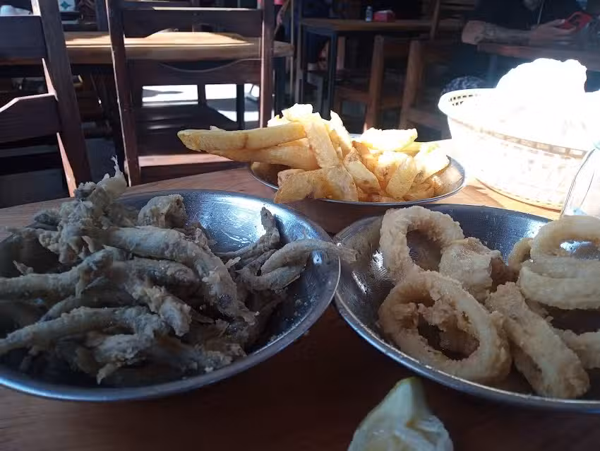 La Nona Yoca Cantina Marinera