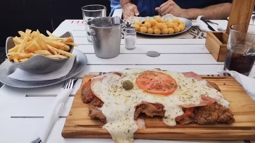 La Terraza Resto Bar