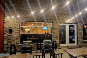 La trinchera wine and beer