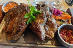 La Viner&iacute;a Grill Vinos y Pastas Steakhouse El Chalt&eacute;n Patagonia