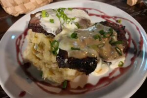 Le B&eacute;ret Brasserie Restaurante