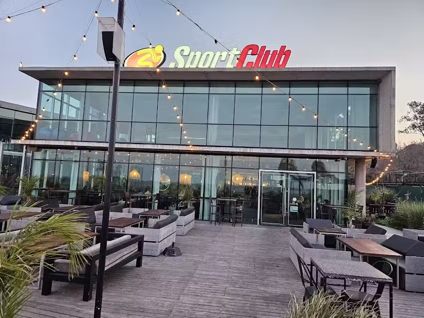 Lel&eacute; del r&iacute;o