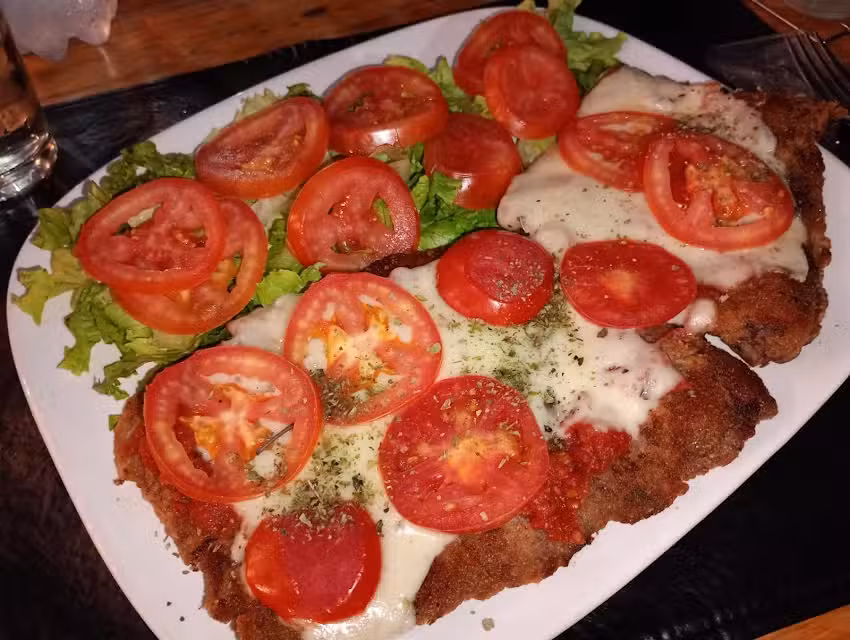 Lo de mancuchi resto bar