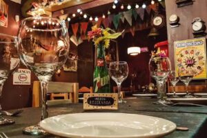 Los Miranda Resto Bar Club