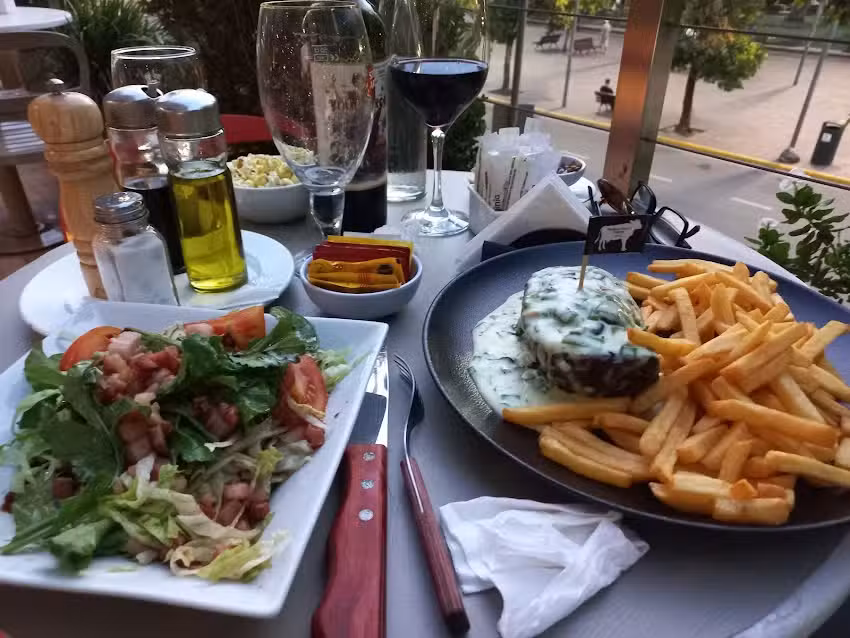 Los Naranjos Resto Bar