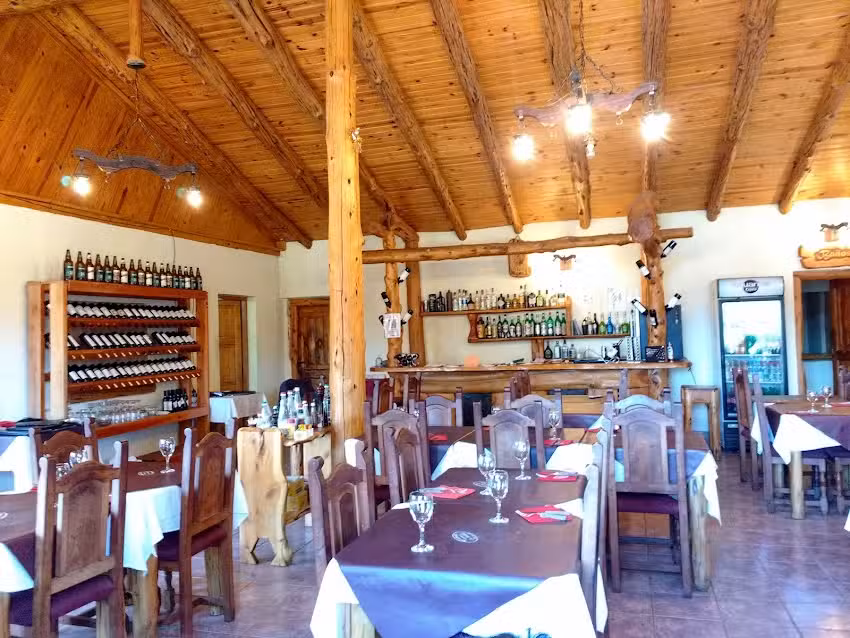Los Radales Restaurant Parrilla Villa Pehuenia